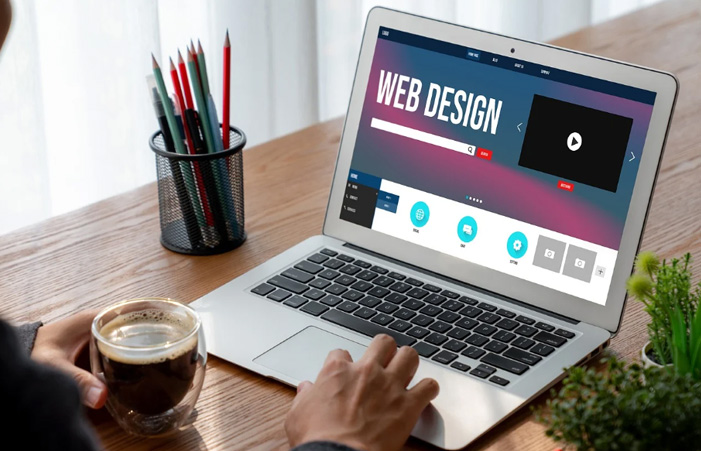 Catchy & Functional Stores 